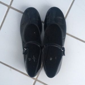 Black tap shoes
